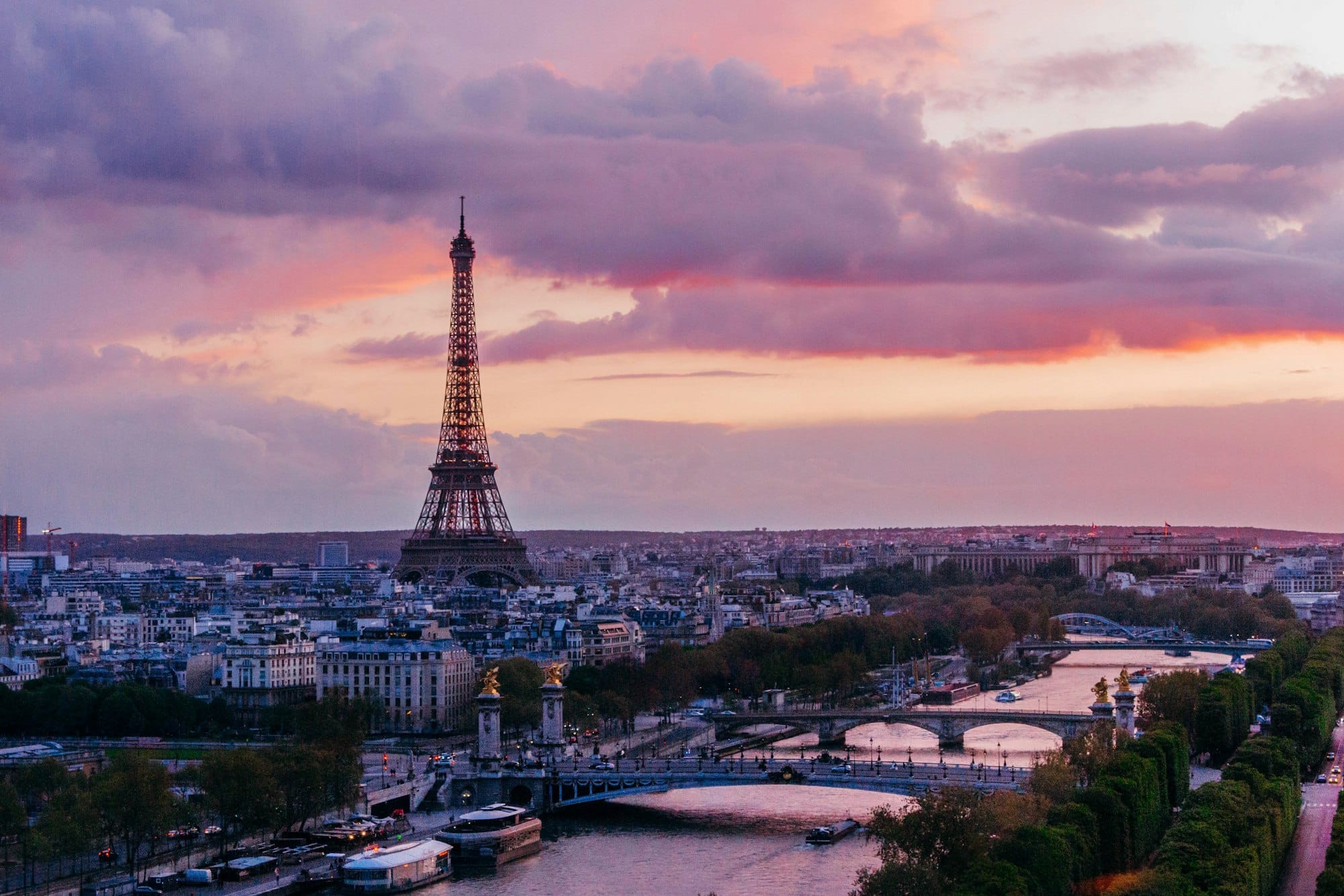 Paris au coucher du soleil