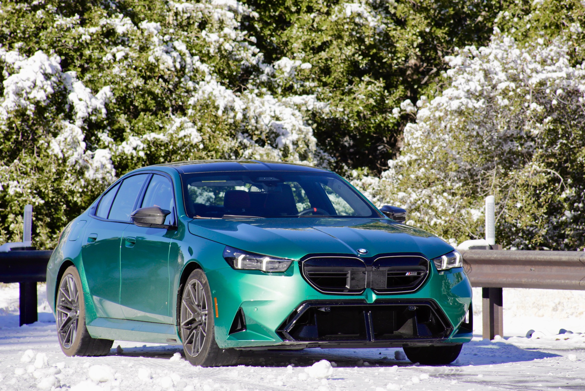 2025 BMW M5 G90 Review: A Powerful Plug-In Hybrid with Hefty Weight