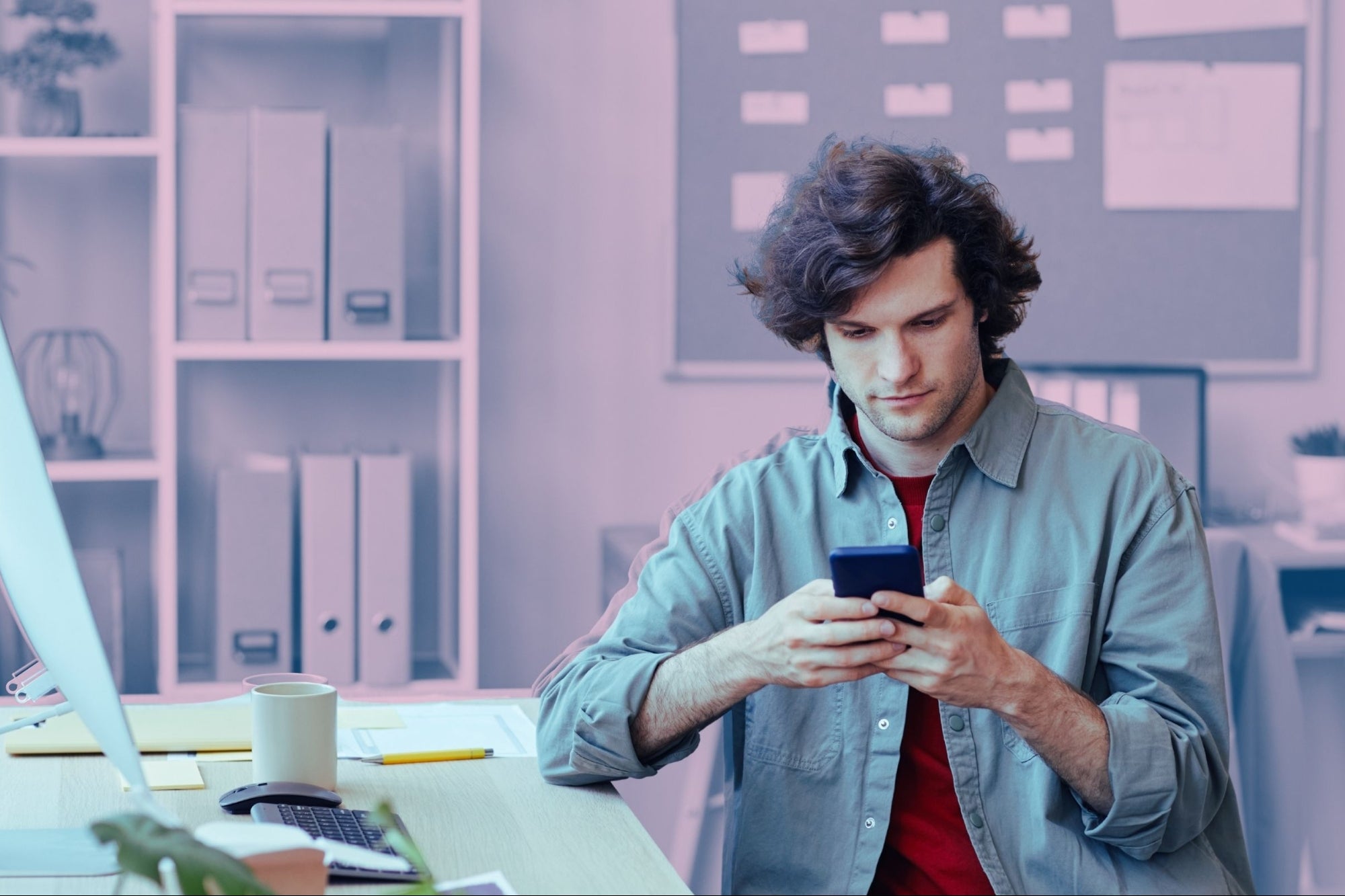 Capturing Attention in Six Seconds: Is Micro-Moment Marketing Your Secret Weapon?
