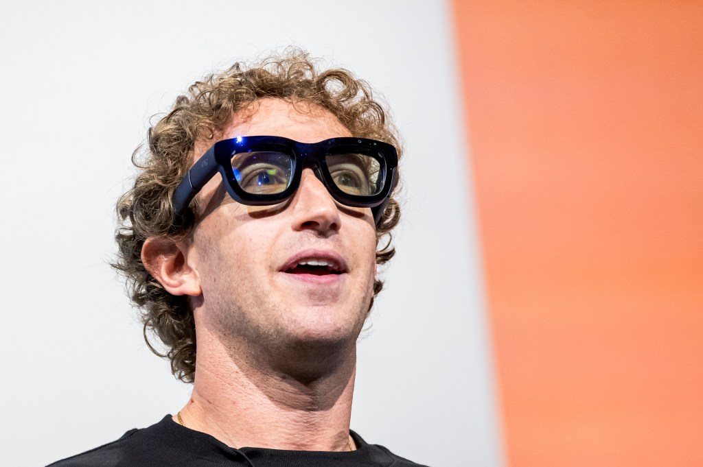 Mark Zuckerberg Envisions a Future Dominated by Smart Glasses