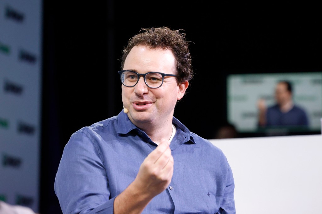 Google and OpenAI Employees Rally Behind Anthropic's Ethical AI Use in Pentagon Collaboration