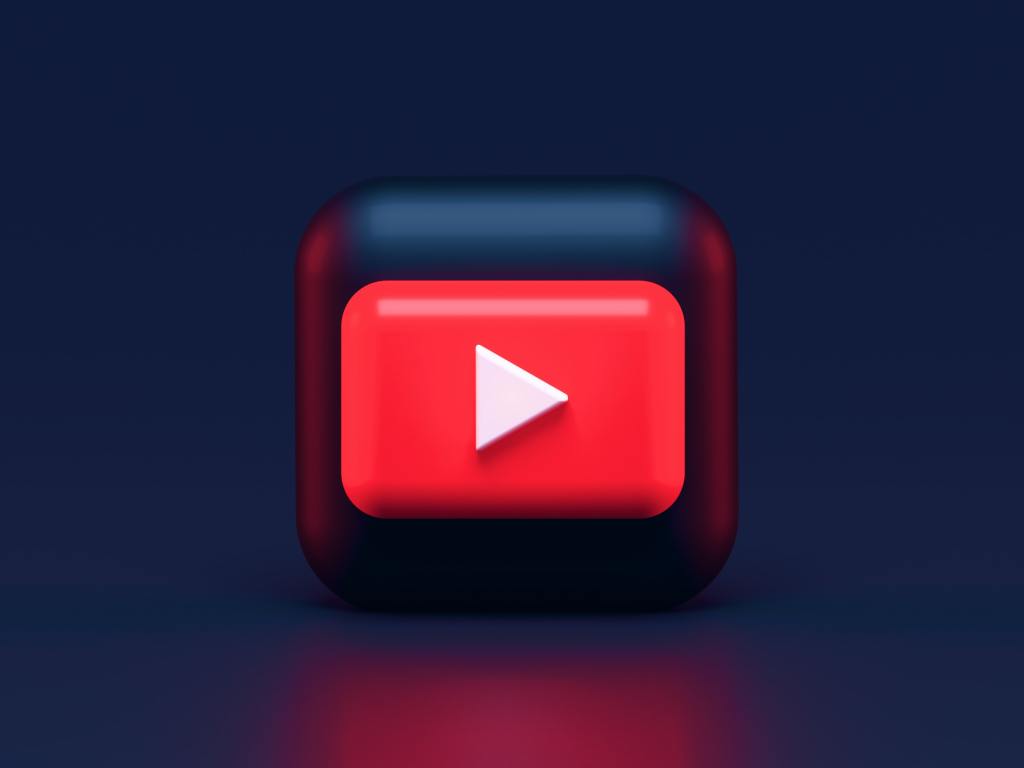 YouTube Trials Conversational AI on Smart TVs for Enhanced Viewer Interaction