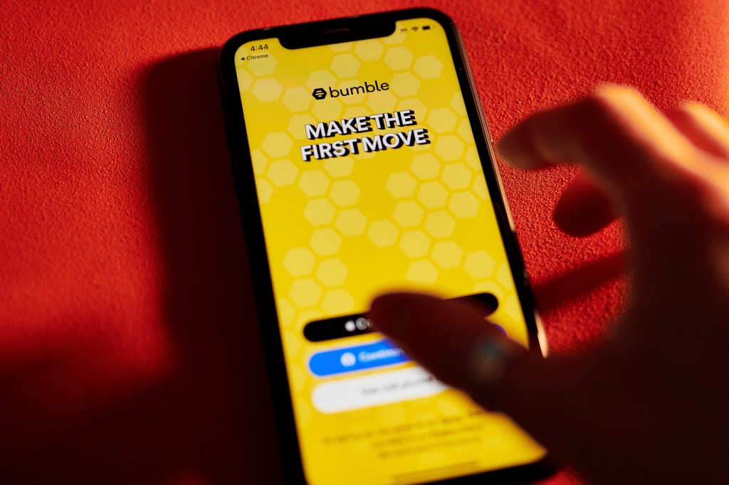 Bumble Introduces AI-Driven Photo Feedback and Profile Tips