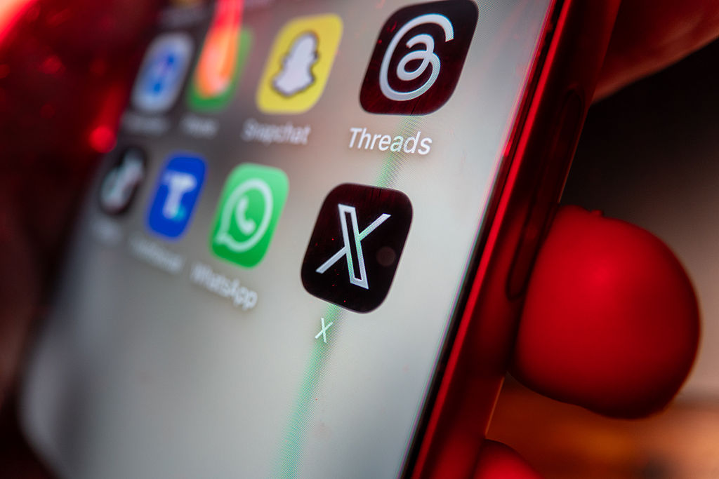 X Enhances User Experience with New Vertical Video Player