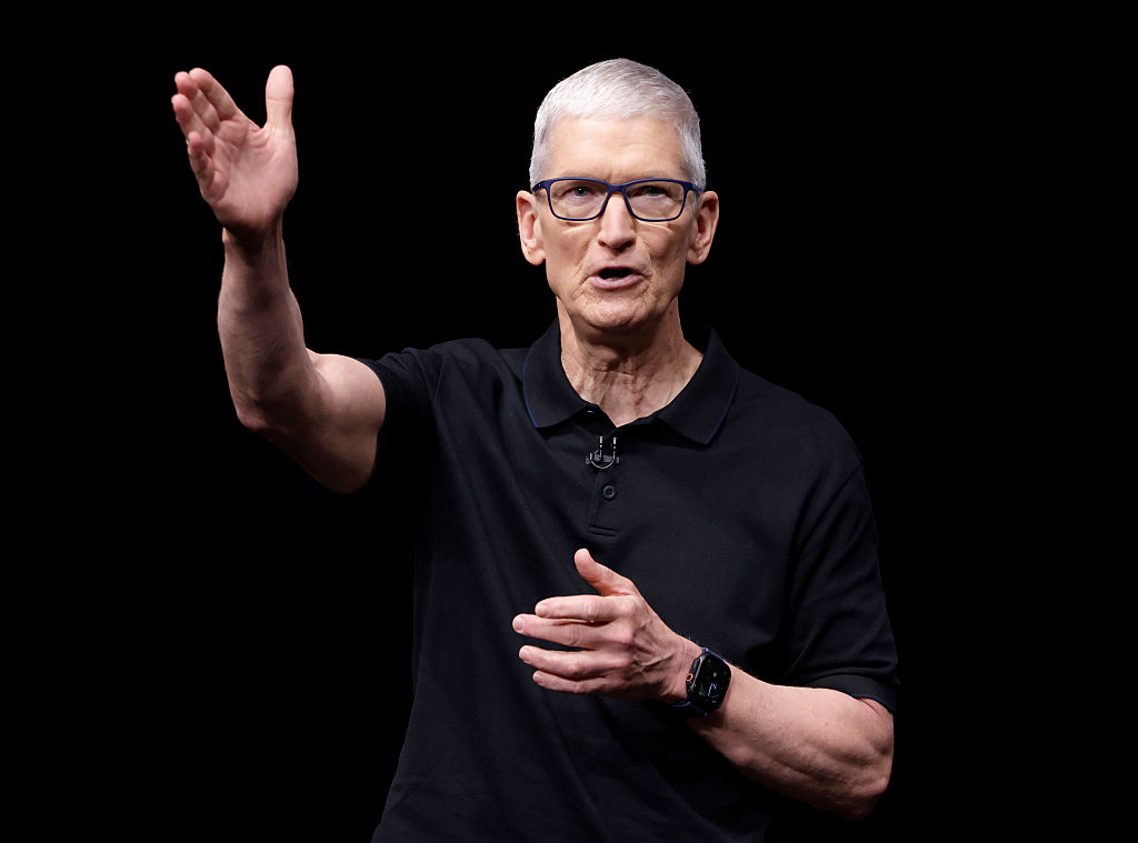 Apple Develops Three New AI-Enabled Wearable Devices
