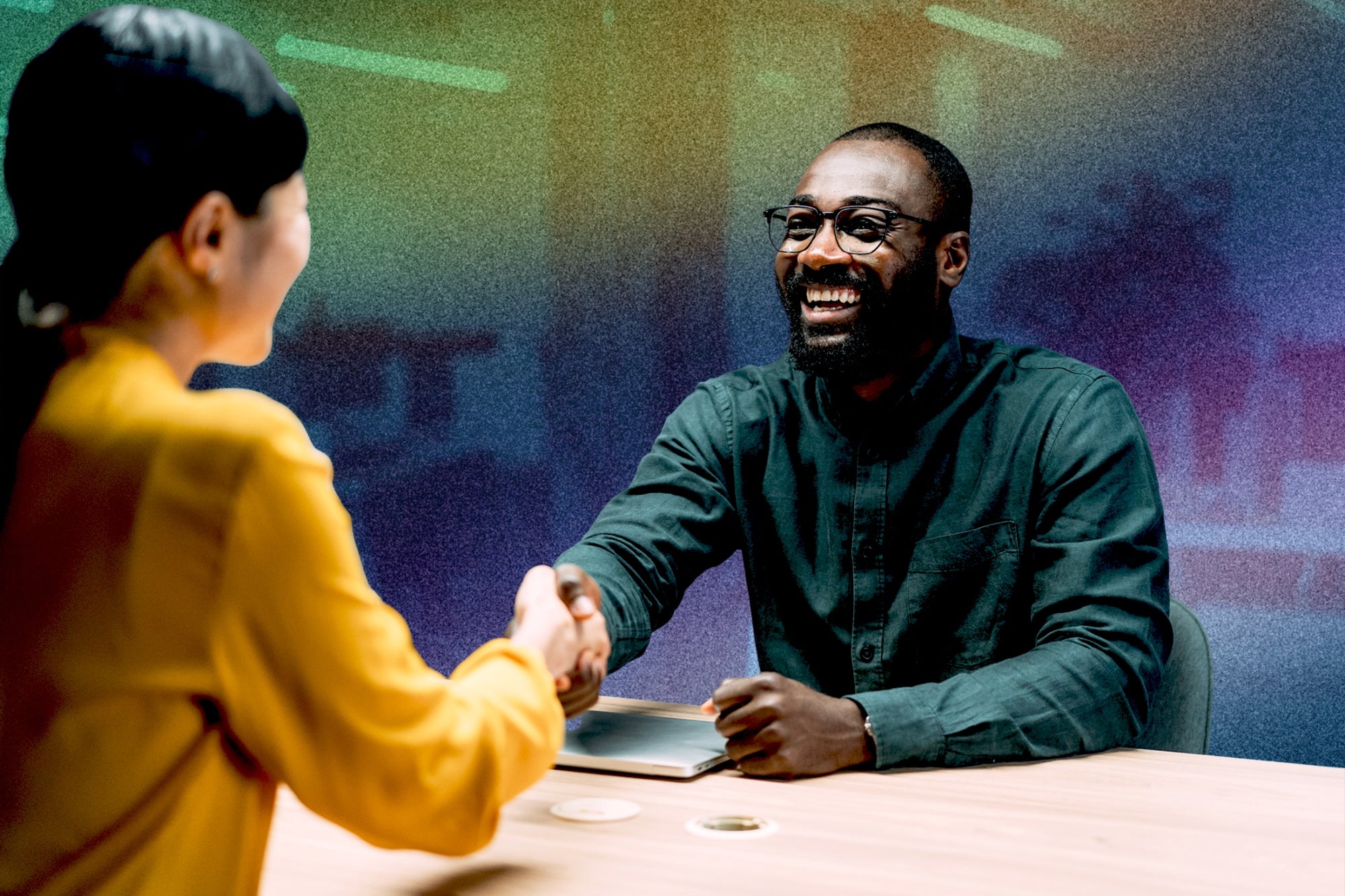 4 Strategies to Win the Talent War for Small and Mid-Sized Businesses