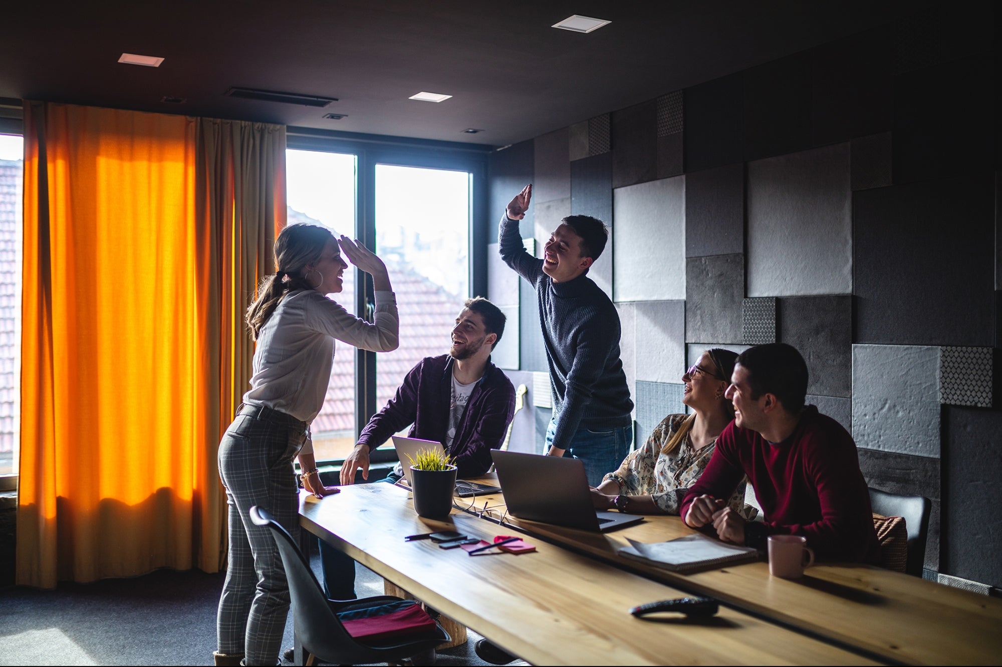 Breaking the Cycle: Overcoming Harmful Motivation Patterns in Your Team