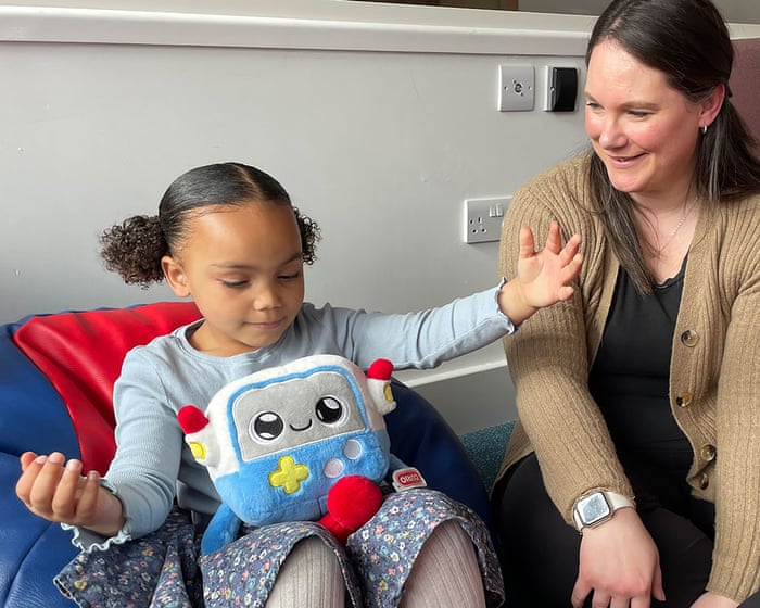 Researchers Call for Stricter Oversight of AI Toys for Young Kids