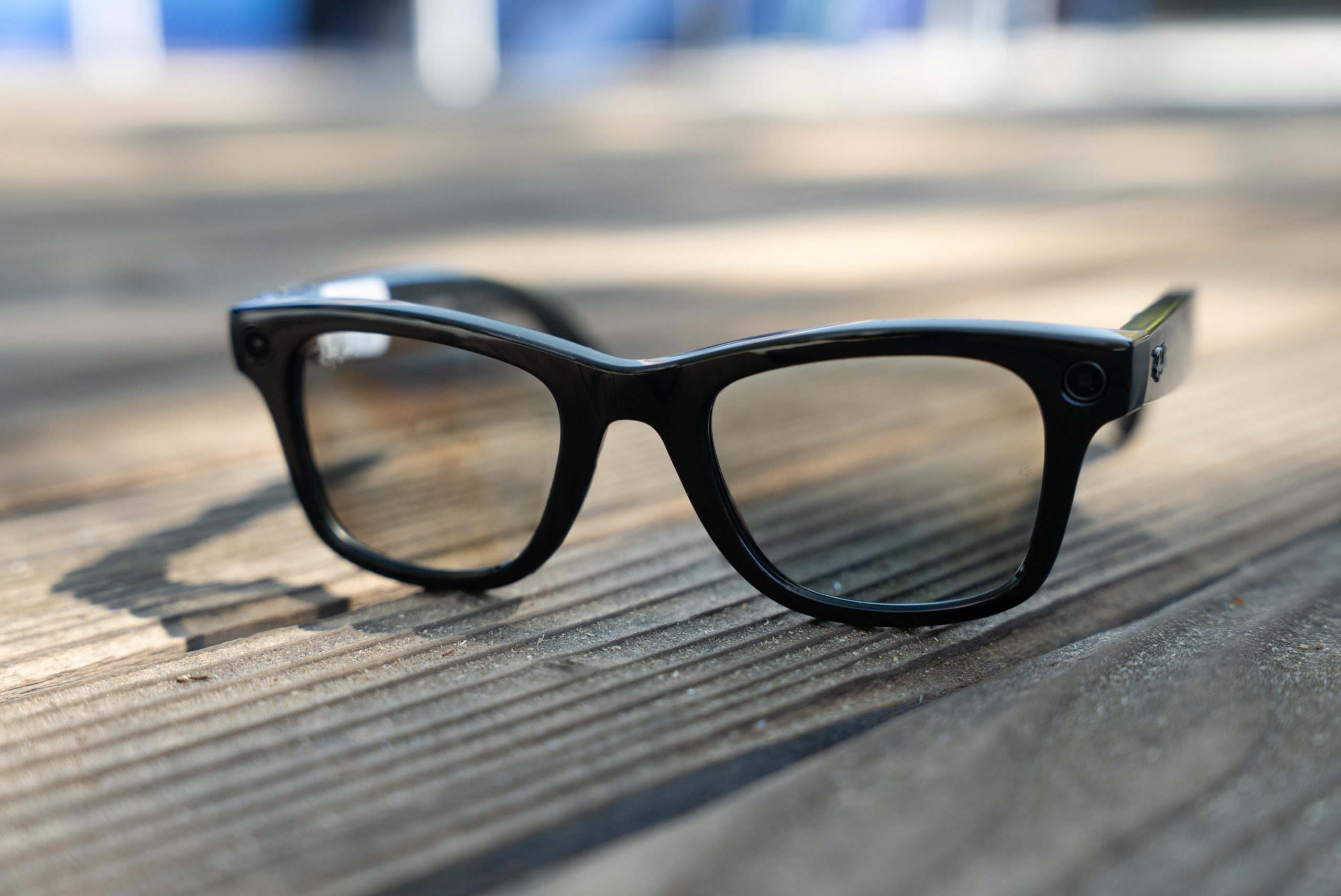 Meta's AI Glasses Under Scrutiny for Sending Intimate Clips to Reviewers in Kenya
