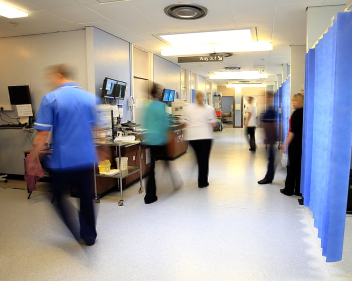 MP Challenges Palantir's Assertion that NHS Deal Criticism Is 'Ideologically Driven'