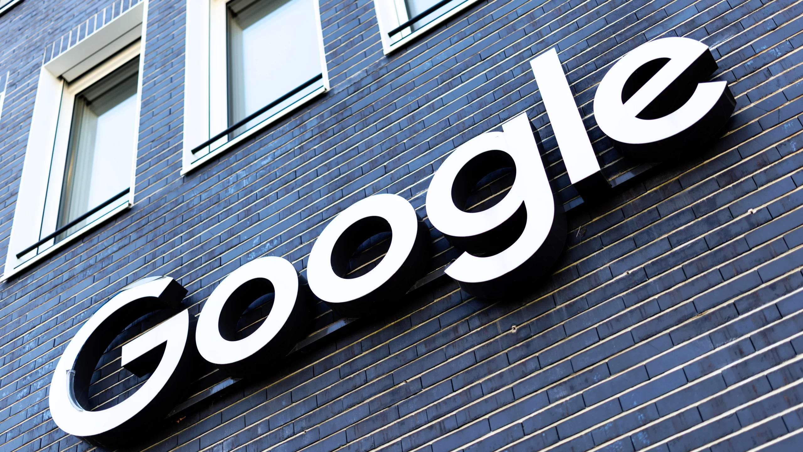 Google's Study Highlights Team Success Hinges on Collaboration Over Individual Members
