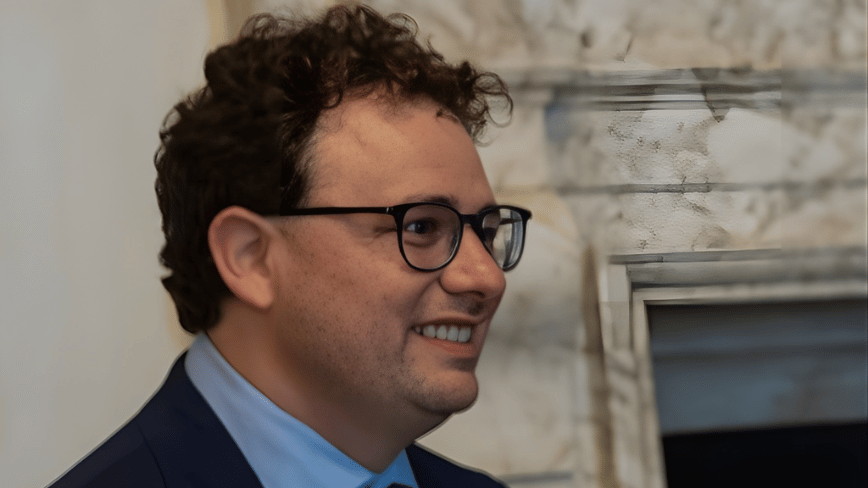 Anthropic CEO Dario Amodei Meets with White House to Discuss Access to Mythos AI
