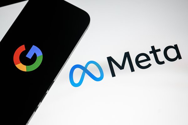 Meta Poised to Surpass Google as Top Digital Advertising Platform by 2026