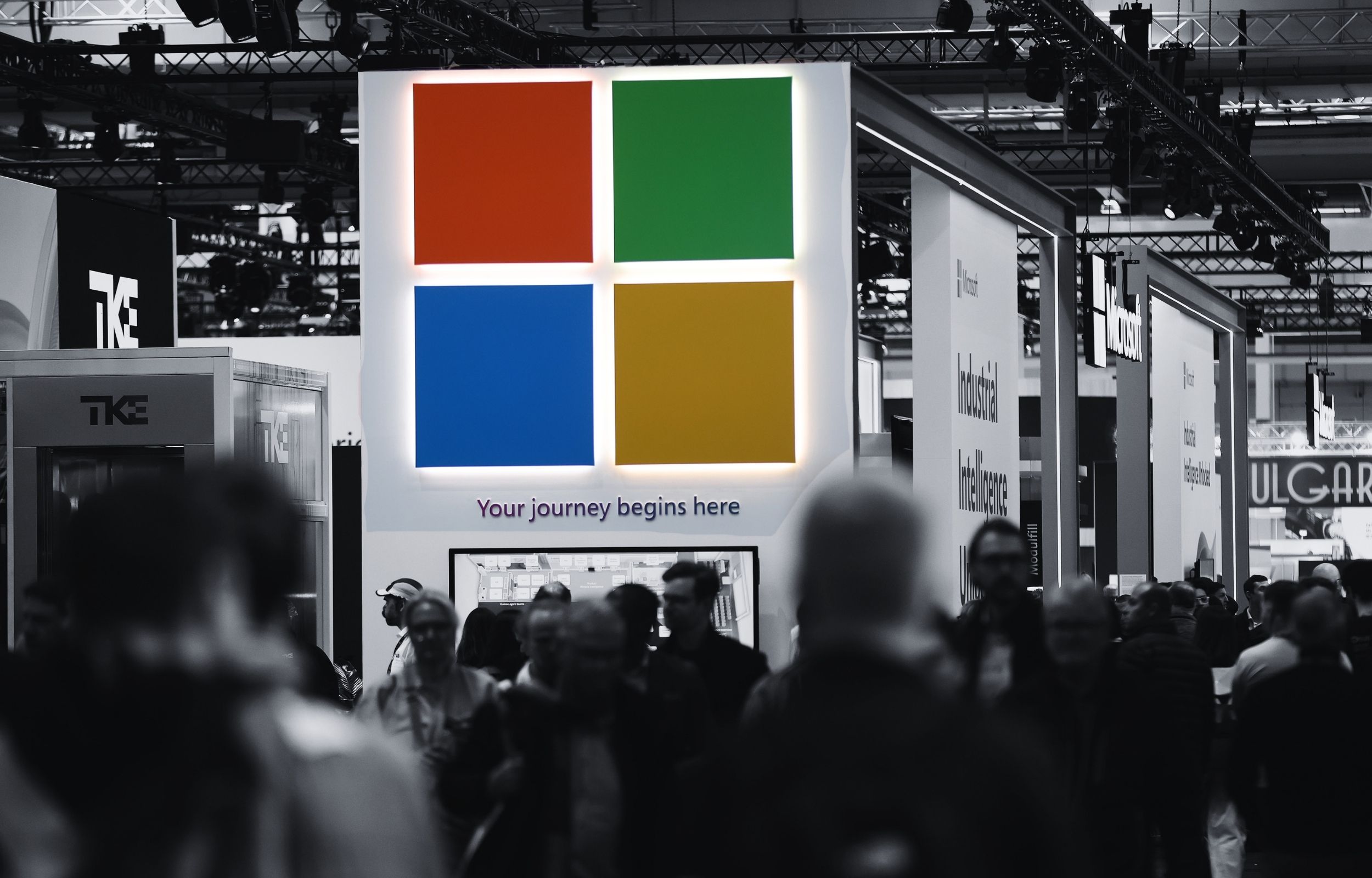 Microsoft Announces Voluntary Retirement for 7% of Workforce Amid AI Expansion