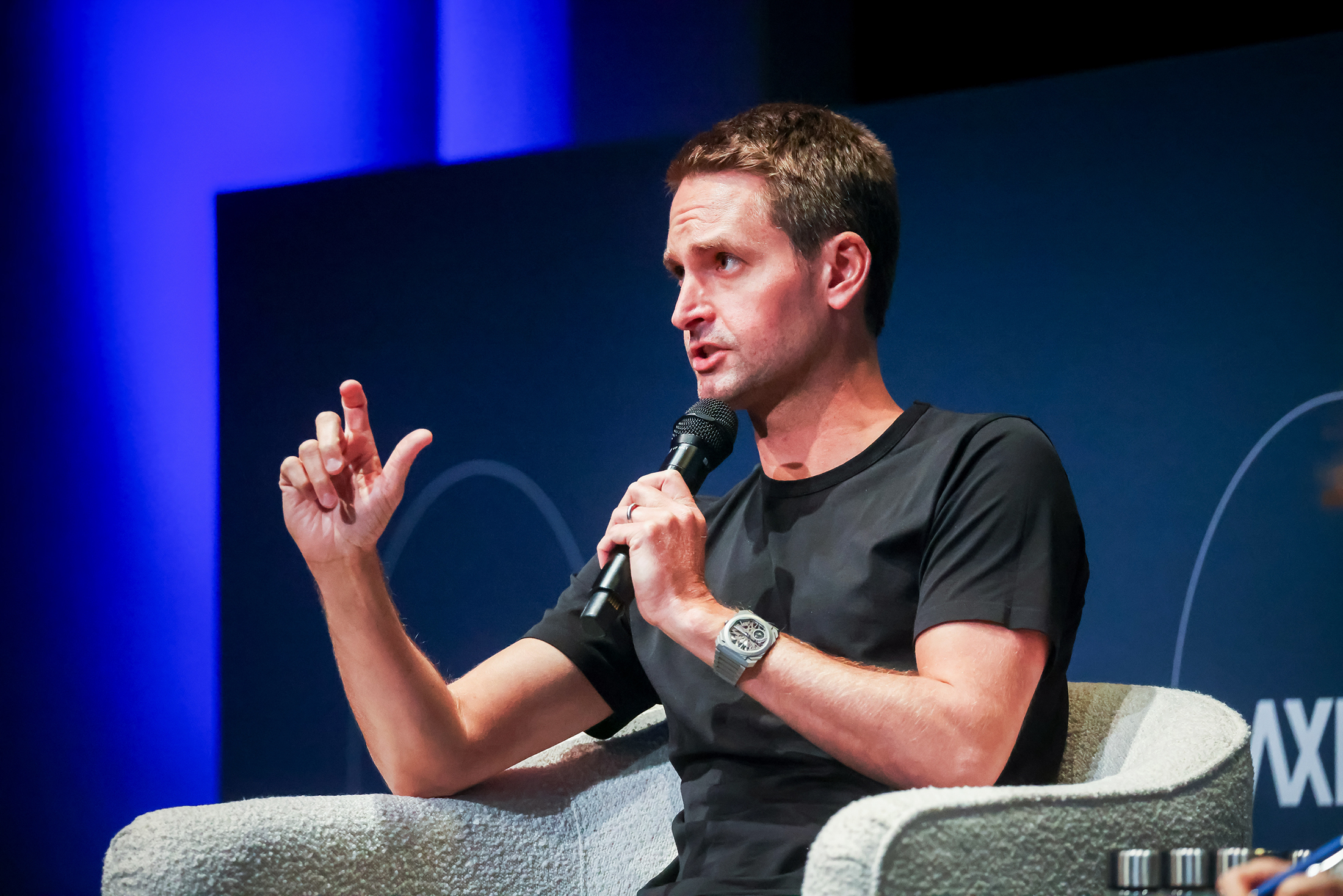 Snap to Cut 1,000 Jobs Following Activist Investor’s Call for Leaner Workforce