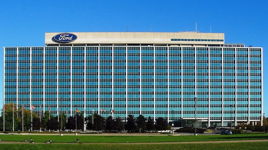 GM, Ford, and Stellantis Slash 20,000 White-Collar Jobs Amid Emerging AI Impacts