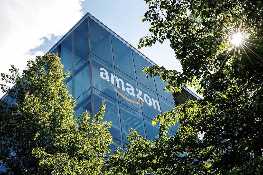 Amazon Launches Global Logistics Service for All Businesses