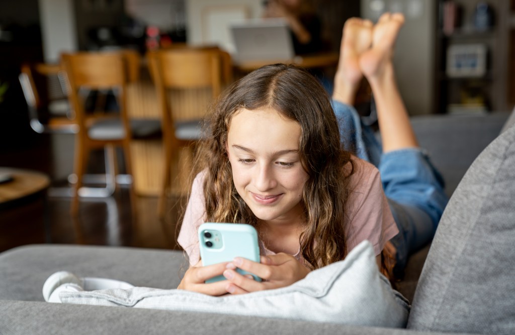 Meta Deploys AI to Assess User Age Through Physical Attributes