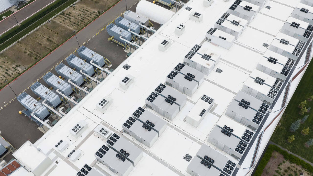 Regulators Approve Faster Grid Connections to Power AI Data Centers Amid Surging Demand