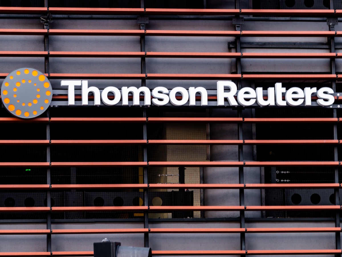Thomson Reuters Streamlines Workforce by 500 Amid Expanding AI Integration