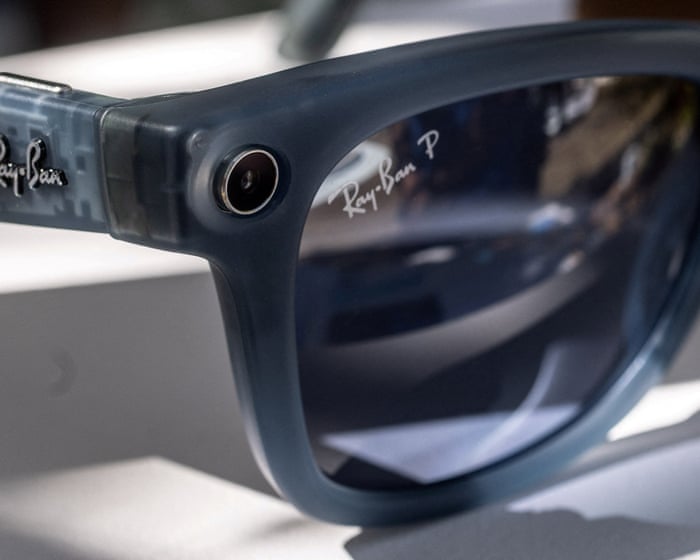 Albanese Government Mulls Landmark Ban on Smart Glasses in Public Workspaces