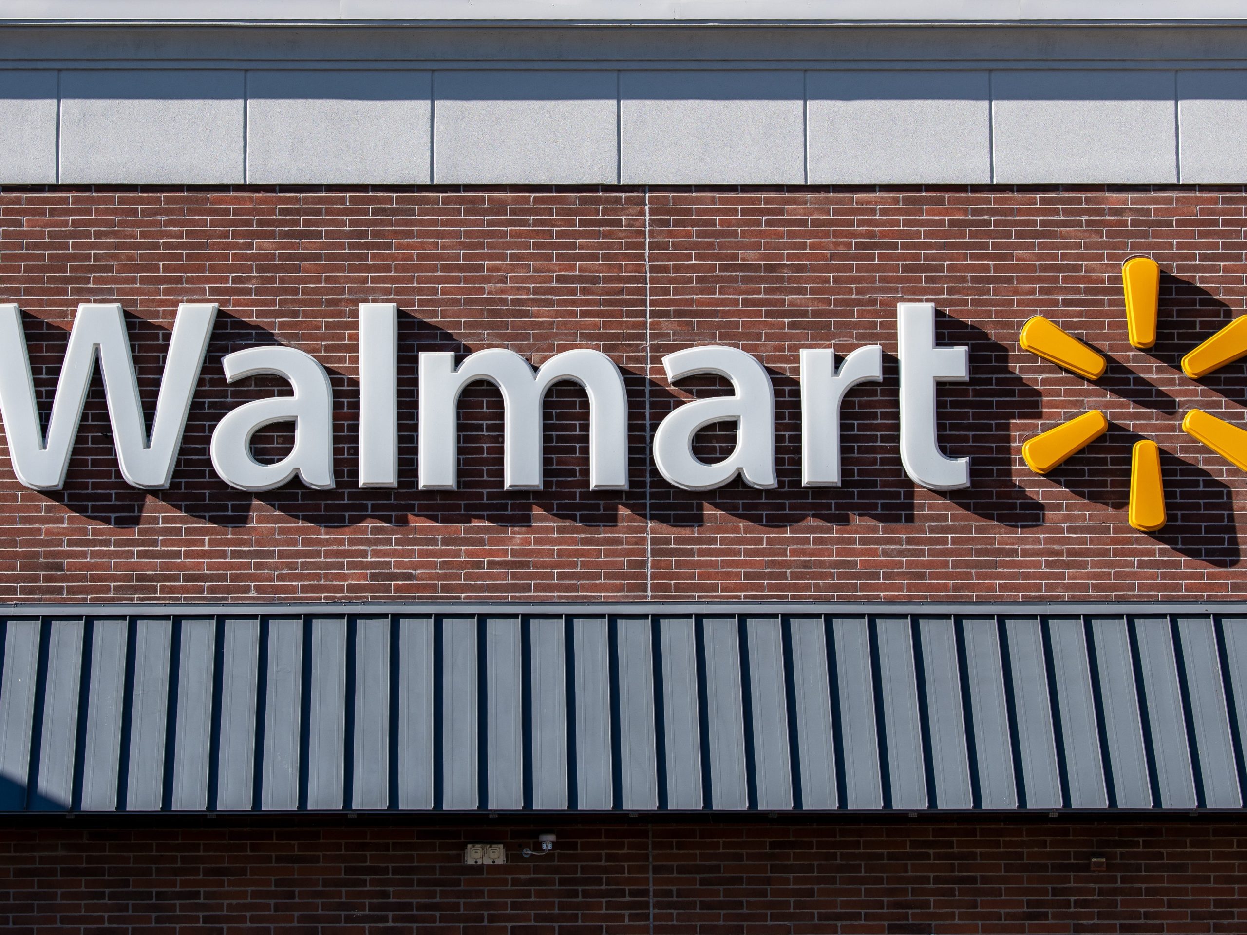 Walmart CEO Confirms No Use of AI for Personalized Pricing