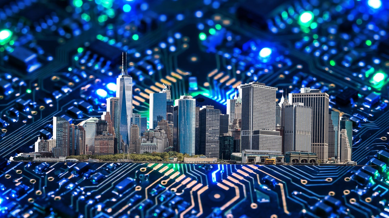 AI Boom Slashes Entry-Level Tech Jobs in NYC by Nearly Half