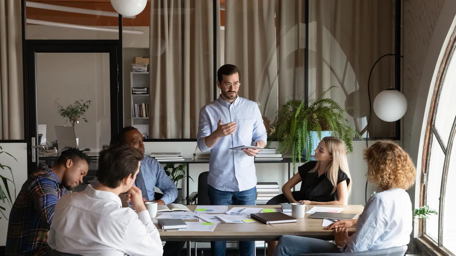 Rethinking Entry-Level Marketing Roles as AI Shifts Industry Demands, Says Gartner