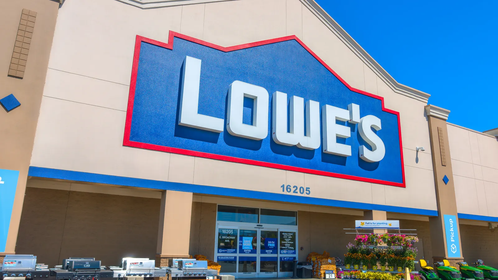 Why Lowe’s CMO Jen Wilson Expanded Her Role to Include Digital Commerce