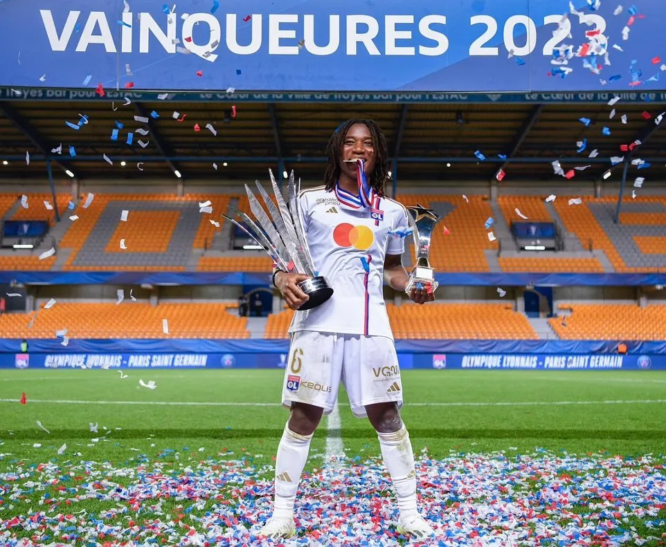 377255003_747942350360206_1525695209412699584_n